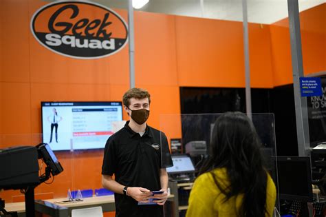 <b>Geek</b> <b>Squad</b> offers an unmatched level of tech and appliance support, with Agents ready to help you online, on the phone, in your home, and at <b>Best</b> <b>Buy</b> stores. . Best buy geek squad customer service number